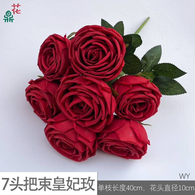 Bouquet 7 têtes de rose royale WY rouge