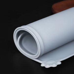 Köpek kedi evcil hayvan yemek paspası köpek besleme su geçirmez Pet besleme paspaslar ile yüksek dudaklar Pet silikon Mat - Product Image 4