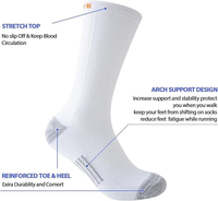 Chaussettes de performance unisexes en polyester, chaussettes respirantes à séchage rapide pour le football, la course à pied et les sports
