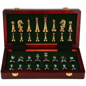 प्राचीन चीनी शतरंज Suppliers-शतरंज प्रीमियम उपहार बॉक्स जस्ता मिश्र धातु कांस्य बच्चों के तह बोर्ड खेल विशेष शतरंज