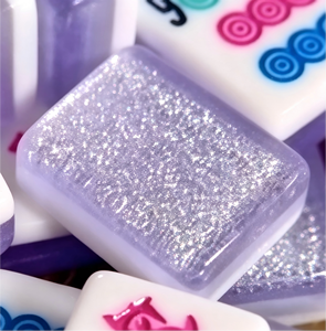 Vente en gros de <span class=keywords><strong>jeu</strong></span> de Mahjong personnalisé de luxe, de haute qualité, avec tuiles en mélamine acrylique à quatre couches et paillettes colorées - Product Image 1
