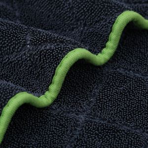 Serviette de lavage de voiture double face tressée, absorbante, sans peluches, pour le nettoyage des surfaces. - Product Image 2
