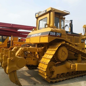 Bulldozer d'occasion CAT D8R d'origine japonaise, capacité de nivellement de 3,8 m, puissance de 131 CV, faible nombre d'heures de fonctionnement, en vente - Product Image 5