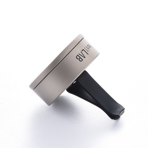 Diffuseur de parfum créatif vert à motif pour voiture, désodorisant d'intérieur à clipser sur grille d'aération - Product Image 3