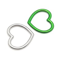 Stock 28*26.5mm alliage coloré arc-en-ciel sacs vêtement ceintures adaptateur anneaux boucles accessoires décoratifs boucle fermoir en forme de coeur