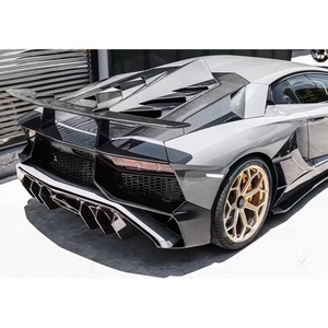 ชุดแต่งคาร์บอนไฟเบอร์ครึ่งคัน รุ่น 750SV สำหรับรถยนต์ Aventador ปี 2010-2012 ชุดแต่งกันชนหน้า/หลังแบบ Bolt-On - Product Image 5