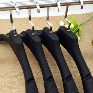 Cintres en plastique cintre large en plastique cintre plein en plastique cintre largeur épaule cintres en plastique pour chiffons - Product Image 3