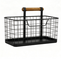 Lot de 2 paniers de rangement en fil métallique avec poignée en bois, organisateur en maille de fer noir pour cuisine et garde-manger