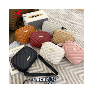 Fashion <b>Small</b> Classic Pu Adjustable Cross Body Bag Waterproof Custom Oem Ladies <b>Handbag</b> Women Messenger Shoulder Bags - Product Image 1