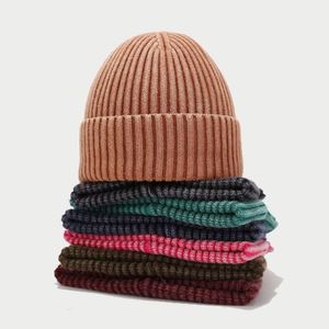Bonnet tricoté délavé et vieilli en acrylique à faible MOQ avec logo personnalisé, style streetwear et hip-hop, idéal pour la plage - Product Image 1
