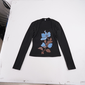 Camiseta sin mangas con cuello cuadrado y estampado floral único vintage, top sexy ajustado que realza la clavícula - Product Image 6