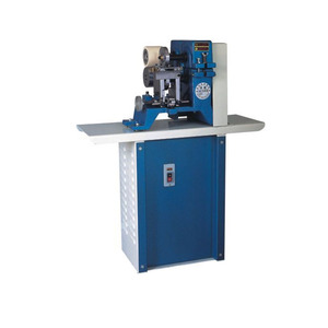 Macchina <span class=keywords><strong>per</strong></span> Taglio e Rifinitura a Singolo Taglio <span class=keywords><strong>per</strong></span> Articoli in Pelle, Cinture, Borse e Scarpe - Product Image 3