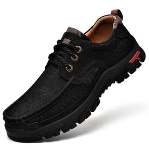 Mocassins pour hommes en cuir PU style rétro britannique, à enfiler, semelle en caoutchouc, doublure en peluche, motif uni, chaussures de conduite décontractées et tendance - Product Image 6