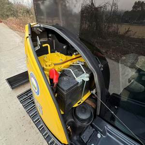 Miniexcavadora Usada de 3.5 Toneladas, Yanmar VIO35 Japonesa, con Motor y Caja de Cambios, Certificación CE, Accesorio de Barrena - Product Image 5