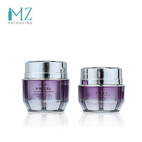 Emballage de bouteille de soins de la peau cosmétiques avec logo personnalisé vente en gros de bouteille de 100ml en plastique bouteille de lotion pour le corps à pompe et pot cosmétique de 30g