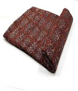 ผ้าฝ้ายพิมพ์ลายบล็อกคุณภาพสูง ผลิตด้วยมือ เป็นมิตรต่อสิ่งแวดล้อม เหมาะสำหรับเสื้อผ้า ของตกแต่งบ้าน และงานออกแบบตกแต่งภายใน - Product Image 6