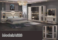 Ensemble de chambre à coucher royale de luxe au design classique turc meubles en bois doré chambre à coucher King Size ensemble de meubles de chambre à coucher de luxe en MDF complet