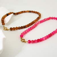 Collier en perles acryliques pour l'été, en acier inoxydable plaqué or 18 carats, fermoir à ressort, perles colorées pour femmes