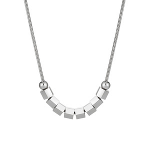 Colar de Corrente de Cobra em Aço Inoxidável Banhado a Ouro 18K com Pingente de Cubo Minimalista para Mulheres - Product Image 5