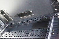 Armoire de serveur de centre de données avec glissière de montage PDU verticale pour salle de serveurs de télécommunications