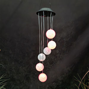 Offre Spéciale d'usine boule de cristal à énergie solaire carillon éolien changement de couleur LED lumière solaire Mobile décoration extérieure intérieur en plastique - Product Image 1