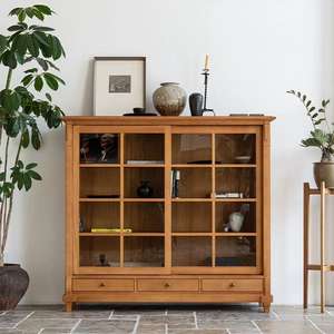 Mueble de Almacenamiento Moderno y Minimalista para Sala de Estar, Estilo Africano, en Madera de Teca, con Puerta de Vidrio, 5+ Cajones, Apto para Uso en Hoteles - Product Image 1
