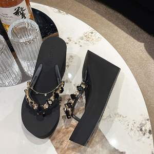 Tongs d'été élégantes à talons hauts Tongs compensées en strass Sandales de plage à plateforme imprimées pour femmes - Product Image 5