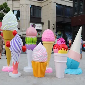 Custom High Quality Fiberglass Ice Cream Sculpture Large Resin Delicious Food Statue For Shop Decoration