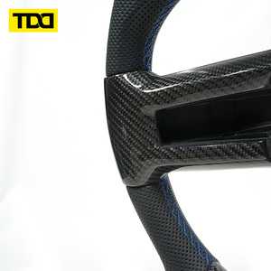 Volant de course en fibre de carbone TDD pour Mustang GT 5.0 S550 / GT500 / Shelby 2019-2025 - Product Image 4