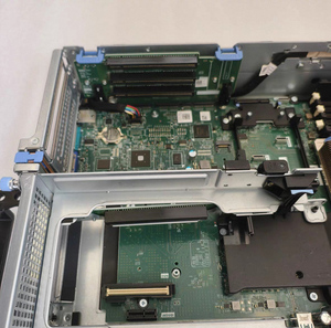 เซิร์ฟเวอร์แบบแร็ค PowerEdge R740 2U ซีพียู Xeon Gold แรม DDR4 ฮาร์ดดิสก์ SSD กำหนดค่าได้ตามต้องการ มีสินค้าในสต็อก เซิร์ฟเวอร์แบบแร็ค PowerEdge R740 2U - Product Image 3