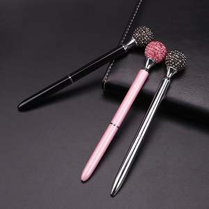 Nouveau stylo à bille en cristal de verre diamanté, design fantaisie, longue durée, marque privée, fabriqué en Chine - Product Image 1