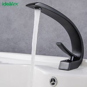 Grifo de Baño <span class=keywords><strong>Ares</strong></span> Idealex de un Solo Orificio, Diseño Moderno en Oro Antiguo, Agua Fría y Caliente, Material de Latón, Cerámica - Product Image 3