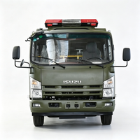 Nouveau camion de pompiers Isuzu à double cabine Amy Green 5 000 litres 950 gallons 4x2 Diesel Euro 3 avec réservoir d'eau