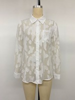Pakaian Butik Wanita Blus Wanita Lengan Panjang Putih Transparan Jacquard Kerah Lipat Blus Pakaian untuk Musim Semi Kantor