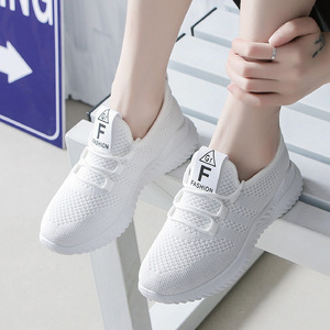 2022 vendita calda Mesh bianco <span class=keywords><strong>donna</strong></span> traspirante scarpe sportive comode <span class=keywords><strong>Sneakers</strong></span> da <span class=keywords><strong>donna</strong></span> - Product Image 2
