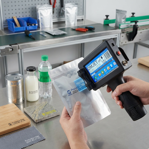 Impresora de Inyección de Tinta Portátil de Mano <span class=keywords><strong>con</strong></span> Tinta de Secado Rápido para Códigos QR y Fechas de Caducidad - Product Image 3