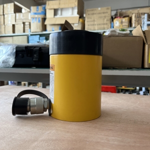 Vérin hydraulique à piston creux simple effet RCH-302 de 30 tonnes à course de 64 mm pour levage intensif - Product Image 4