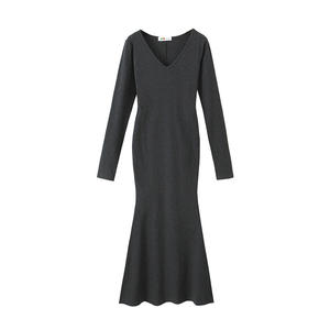 Vestido Maxi de Punto con Cuello en V y Cola de Pez, Estilo Bodycon, Talla Grande 9046, Corte Entallado Francés - Product Image 1