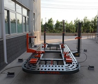 Banc de redressage de carrosserie automobile avec table de travail en tôle de manganèse 5600 mm, machine à redresser le châssis de voiture pour la réparation de collisions de véhicules