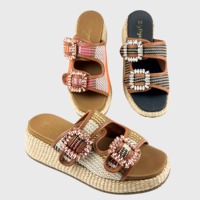 Mules décontractées à bout ouvert avec empeigne tressée colorée et boucle carrée en strass, sandales compensées à plateforme pour femme