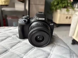 Appareils photo numériques professionnels d'occasion <span class=keywords><strong>Canon</strong></span> <span class=keywords><strong>R50</strong></span> avec objectif 18-45 mm, format APS-C CMOS, vente en gros - Product Image 2