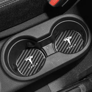 Posavasos con patrón <span class=keywords><strong>de</strong></span> fibra <span class=keywords><strong>de</strong></span> carbono para coche, alfombrilla antideslizante para taza <span class=keywords><strong>de</strong></span> agua, antisuciedad para <span class=keywords><strong>Tesla</strong></span> Model 3 X Y Style MODEL S <span class=keywords><strong>ROADSTER</strong></span> - Product Image 1