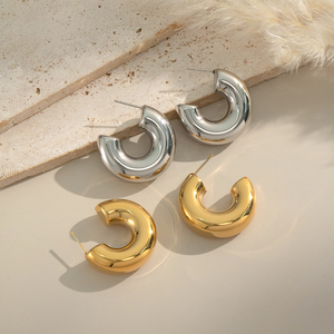 X&amp;L Vintage Stainless Steel Metal 18K Gold Plated Hollow C-shape Hoop Earring for Women Charm Waterproof <strong>Jewely</strong> Wholesale Gifts - Product Image 4