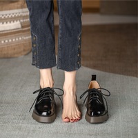 Nouvelles Chaussures Décontractées Derby en Cuir pour Femme, Style Britannique Rétro, Élégantes, à Bout Pointu, Semelle Épaisse, à Enfiler avec Sangles