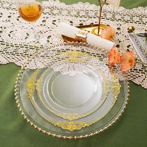 Assiettes à <span class=keywords><strong>dessert</strong></span> jetables écologiques BST de 7.5 pouces avec garniture en <span class=keywords><strong>or</strong></span> <span class=keywords><strong>Assiette</strong></span> à dîner en plastique transparent de 10.25 pouces pour les mariages - Product Image 2