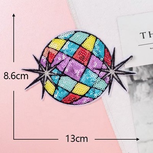 Nhà Máy Bán buôn Ins Hottest Lip Sequins thêu vá chất lượng cao Disco sắt trên <span class=keywords><strong>sequin</strong></span> vá - Product Image 6