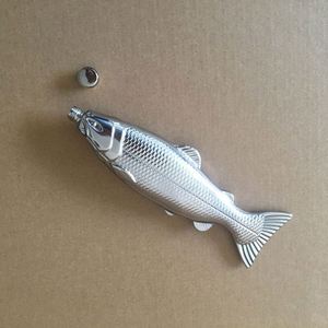 Mini-flasque créative en acier inoxydable 304 de 4 oz en forme de poisson, pot portable pour spiritueux, idéal pour l'extérieur - Product Image 1