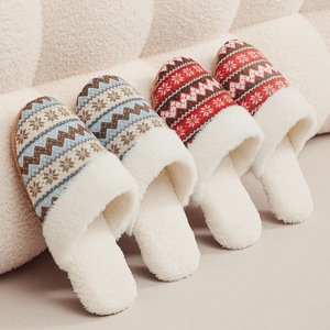 Pantuflas para Parejas, con Forro <span class=keywords><strong>de</strong></span> Piel Sintética, Entresuela <span class=keywords><strong>de</strong></span> EVA, Suela <span class=keywords><strong>de</strong></span> PVC, Térmicas, Antideslizantes y Suaves - Product Image 2