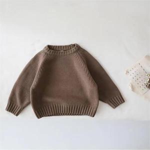 Vente en gros de tricots d'hiver pour tout-petits pulls en coton et <span class=keywords><strong>laine</strong></span> pour enfants pour garçons et filles Style décontracté Motif solide Caractéristiques chaudes pour les nouveau-nés - Product Image 3