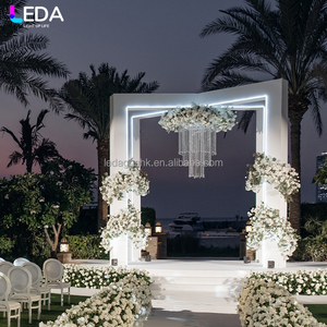 LEDA Nouvelle Tente Moderne Lumineuse à Structure Métallique en Arche / Support de Tente de Banquet pour Décorations d'Événements de Mariage - Product Image 4